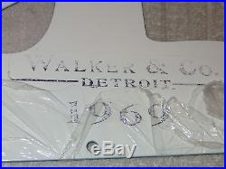Vintage Scarce Nos 1969 Roadrunner 29 X 18 Porcelain Walker & Co. Detroit Sign