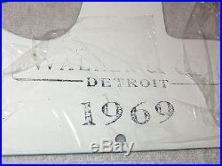 Vintage Scarce Nos 1969 Roadrunner 29 X 18 Porcelain Walker & Co. Detroit Sign