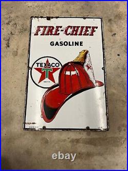 Vintage 1946 Texaco Fire Chief Gasoline Porcelain Pump Plate Sign