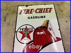 Vintage 1946 Texaco Fire Chief Gasoline Porcelain Pump Plate Sign