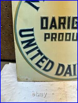 Vintage Embossed Darigold Tin Sign Member United Dairy Association