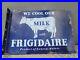 Vintage-Frigidaire-Porcelain-Sign-Dairy-Farm-Milk-Cow-Cattle-Oil-Gas-Flange-USA-01-zik