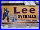 Vintage-Lee-Overalls-Sign-Old-Jeans-Metal-Tacker-Gas-Oil-Clothing-Advertising-01-stqk