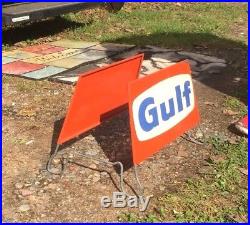 Vintage Metal Gulf Tire Display Rack Sign Gas & Oil Gasoline Service Station