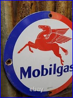 Vintage Mobil Porcelain Sign Old Gas Pump Plate Motor Oil Service Station Texas