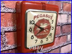 Vtg Ingraham Red Deco Advertising Pegasus Mobil Oil Gas Station Wall-clock Sign